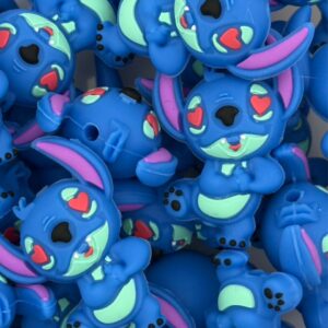 Blue guy with heart eyes 3d