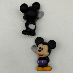 Boy mouse waving 3d